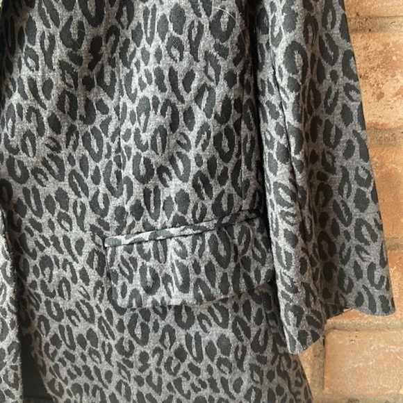 Luii Animal Print Blazer - Picture 3 of 6